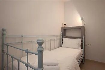 Nextdoor Casanova Отель *