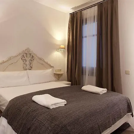 Nextdoor Casanova Barcelona
